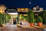 Long Island Blogger: Trotters Bar & Grill