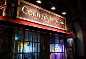 Long Island Blogger: Cornerstone Irish American Bar and Grill