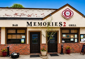 Long Island Blogger: Memories 2 Bar & Grill