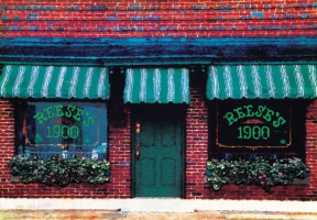 Long Island Blogger: Reese's 1900 Pub