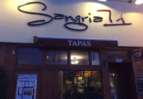 Long Island Blogger: Sangria 71