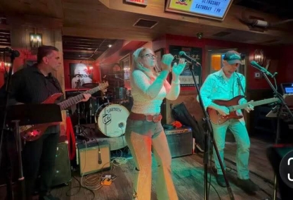 5/16 crock band @ swing the teapot in floral park 