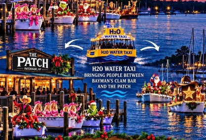 Patchogue river christmas boat parade &ndash; people&rsquo;s choice night
