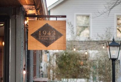 Long Island Blogger: 1943 Pizza Bar