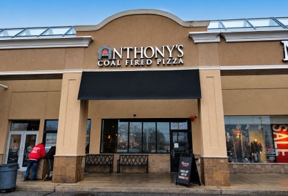 Long Island Blogger: Anthony's Coal Fired Pizza & Wings