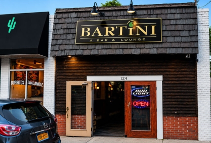 Long Island Blogger: Bartini Bar