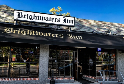 Long Island Blogger: Brightwaters Inn - Neighborhood Bar & Grill