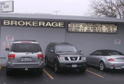 Long Island Blogger: Brokerage Comedy Club