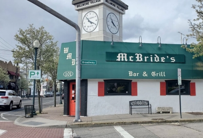 Long Island Blogger: McBrides Pub