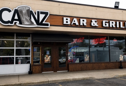 Long Island Blogger: Canz Bar & Grill