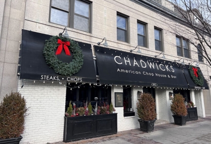 Long Island Blogger: Chadwicks American Chop House & Bar