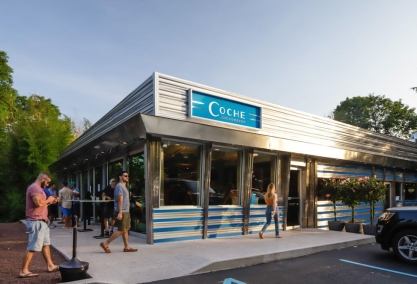 Long Island Blogger: Coche Comedor