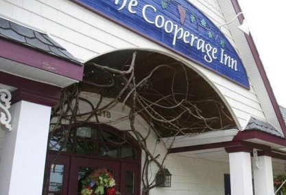 Long Island Blogger: Cooperage Inn