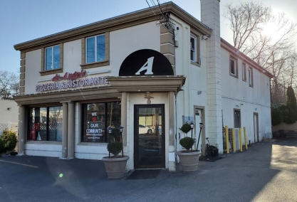 Long Island Blogger: Da Angelo Pizza - Not The Worst But Not The Best