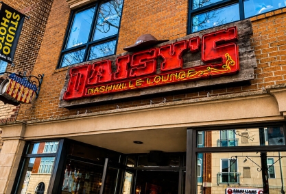 Long Island Blogger: Daisy's Nashville Lounge