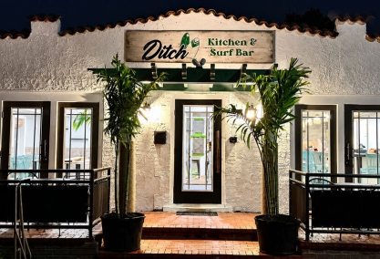 Long Island Blogger: Ditch Kitchen & Surf Bar