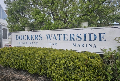 Long Island Blogger: Dockers Waterside Restaurant and Marina