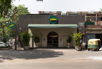 Long Island Blogger: Eddie's Ii