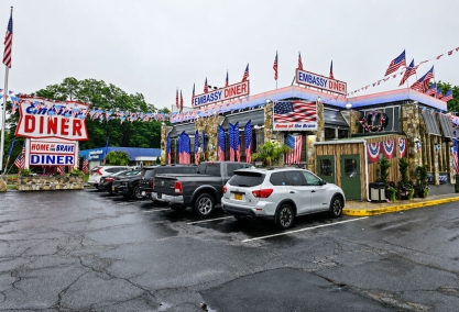 Long Island Blogger: Embassy Diner
