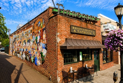 Long Island Blogger: Finnegan's