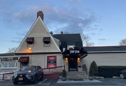 Long Island Blogger: George Martin's Strip Steak