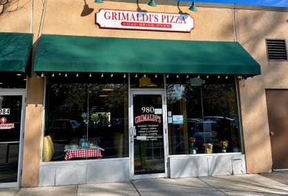Long Island Blogger: Grimaldi's Pizzeria