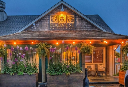 Long Island Blogger: Harvest on Fort Pond