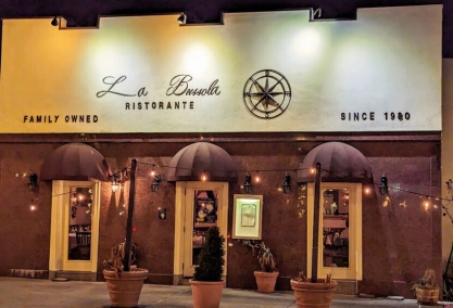 Long Island Blogger: La Bussola