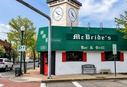 Long Island Blogger: McBrides Pub