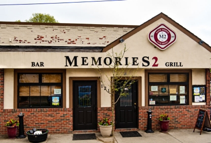 Long Island Blogger: Memories 2 Bar & Grill
