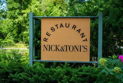 Long Island Blogger: Nick and Toni's