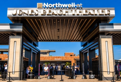 Long Island Blogger: Northwell at Jones Beach Theater