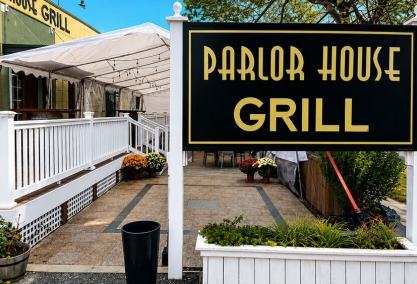 Long Island Blogger: Parlor House Grill