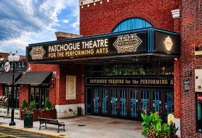 Long Island Blogger: Patchogue Theatre for the Performing Arts