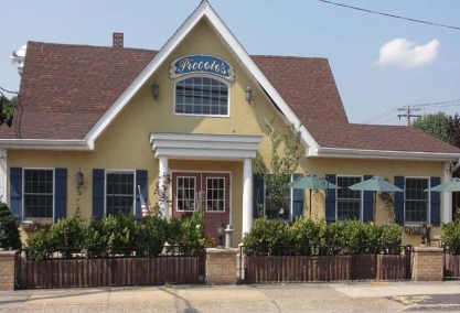 Long Island Blogger: Piccolo's
