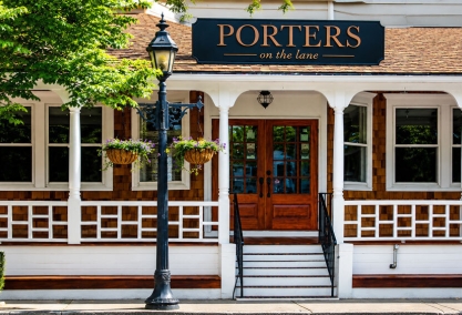 Long Island Blogger: PORTERS on the lane