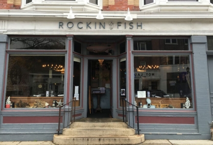 Long Island Blogger: Rockin Fish