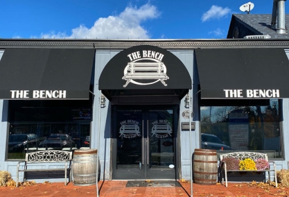 Long Island Blogger: The Bench Bar & Grill