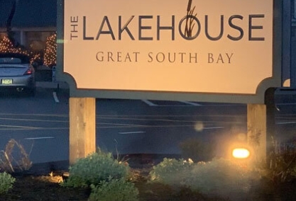 Long Island Blogger: The Lake House