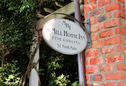 Long Island Blogger: The Mill House Inn