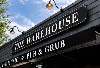 Long Island Blogger: The Warehouse - Amityville