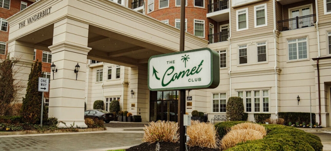 Long Island Blogger: The Comet Club