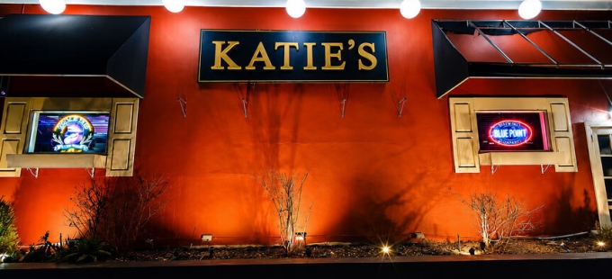 Long Island Blogger: Katies of Smithtown