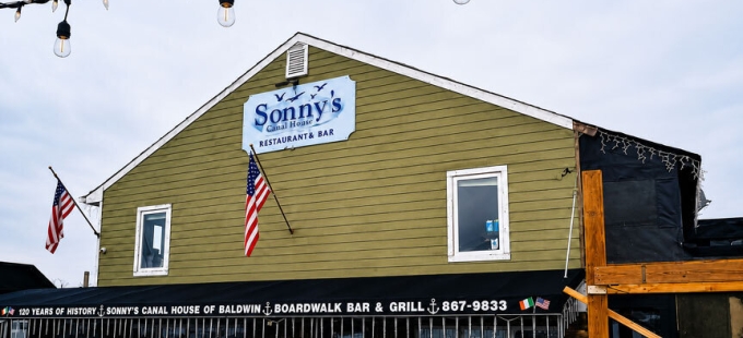 Long Island Blogger: Sonny's Canal House