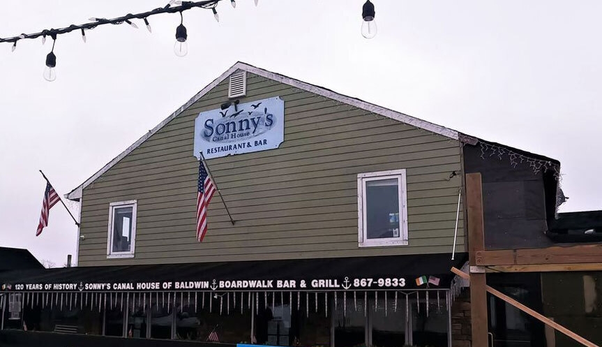 Long Island Blogger: Sonny's Canal House
