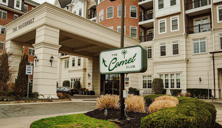 Long Island Blogger: The Comet Club