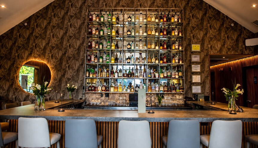 Long Island Blogger: Happy Valley Piano Bar