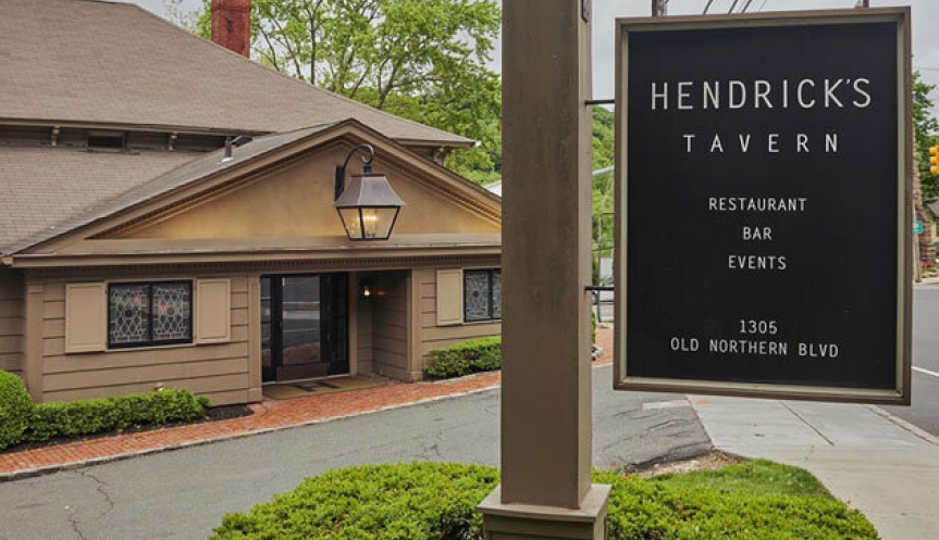 Long Island Blogger: Hendrick's Tavern